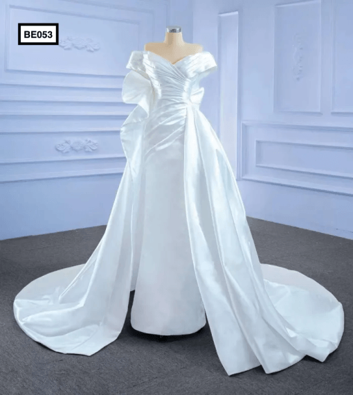 BE053 Front Extended Wedding Gown