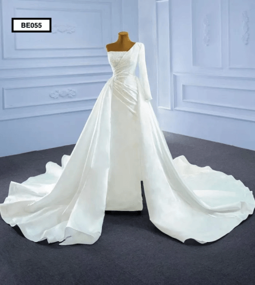 BE055 Front Extended Wedding Gown