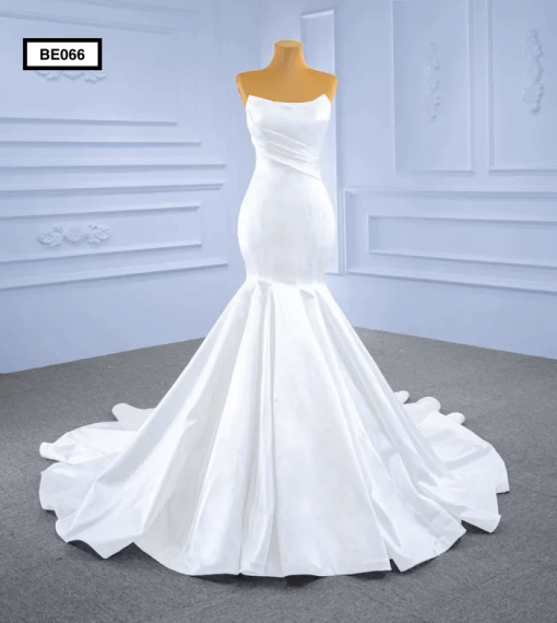 BE066 Front Mermaid Wedding Gown