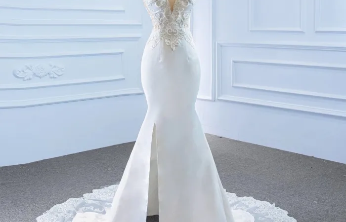 BE072 Front Mermaid Wedding Gown